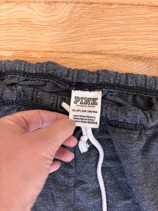 XS Victorias Secret PINK Gray Drawstring Lightweight Joggers Sweatpants - Picture 4 of 5